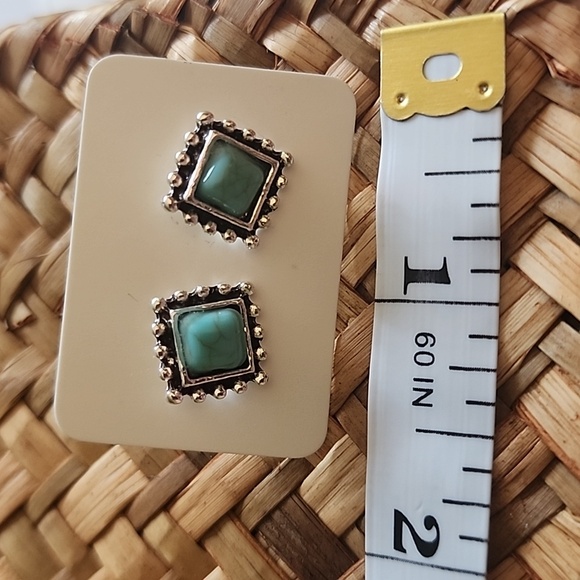 Southwestern Simulated Turquoise Stud Earrings - Picture 4 of 5